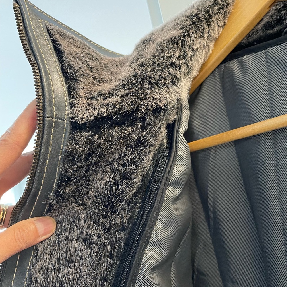 Leather jacket - Picture 9 of 14